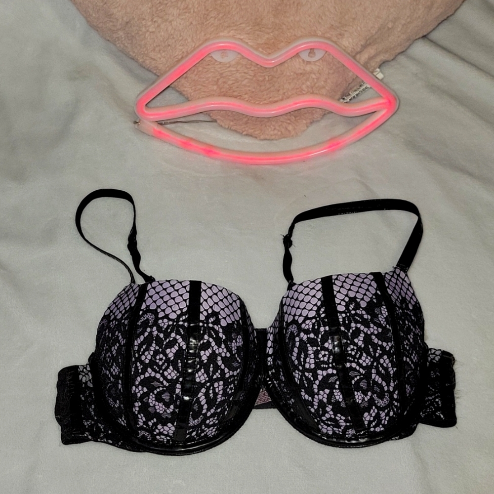 VS Balconette Faux Leather & Fishnet Bra sz 36C
